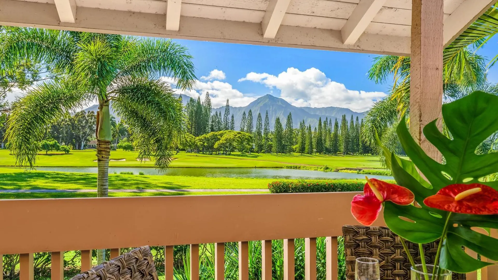 Beautiful Airy 1 Bedroom Condo With Loft Golf Course View Pool Hot Tub 209A 普林斯维尔
